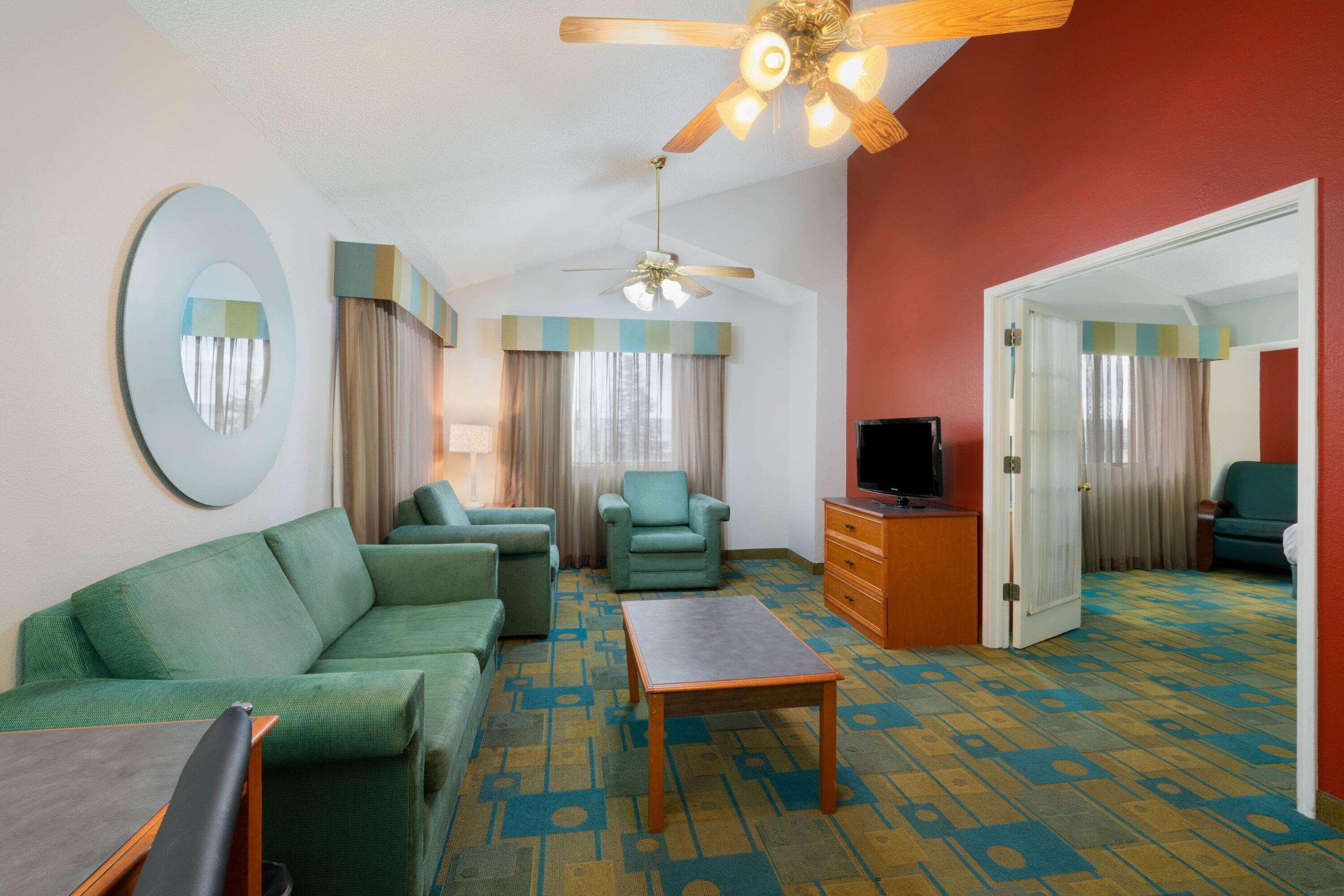 La Quinta Inn By Wyndham Шайен Екстериор снимка